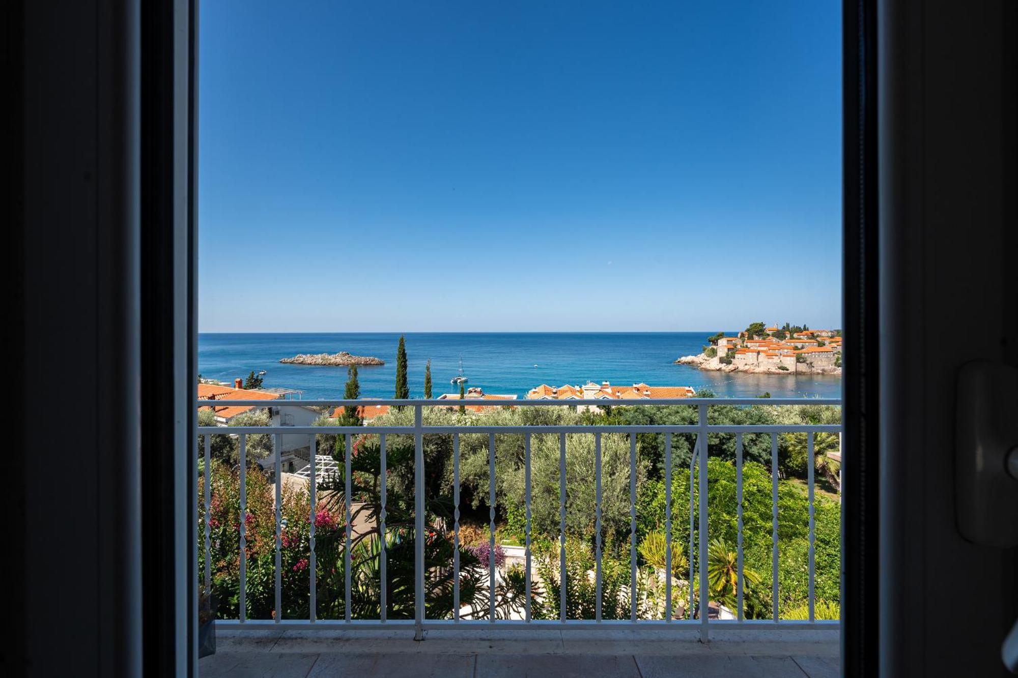 Sun Rose Apartments Свети-Стефан Экстерьер фото