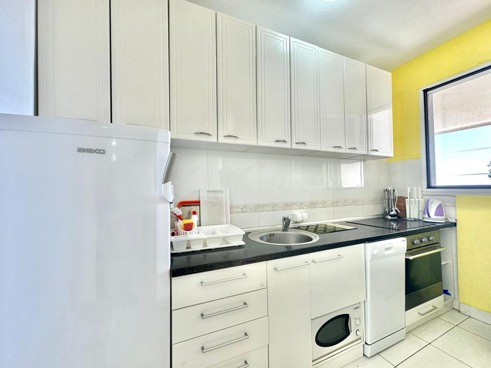 Sun Rose Apartments Свети-Стефан Экстерьер фото