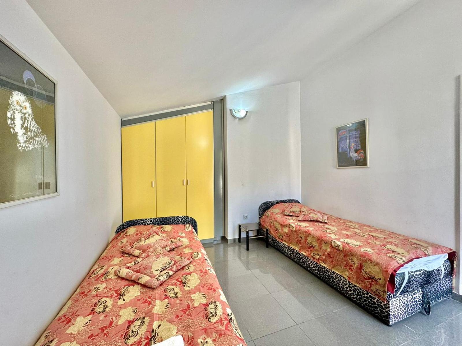 Sun Rose Apartments Свети-Стефан Экстерьер фото