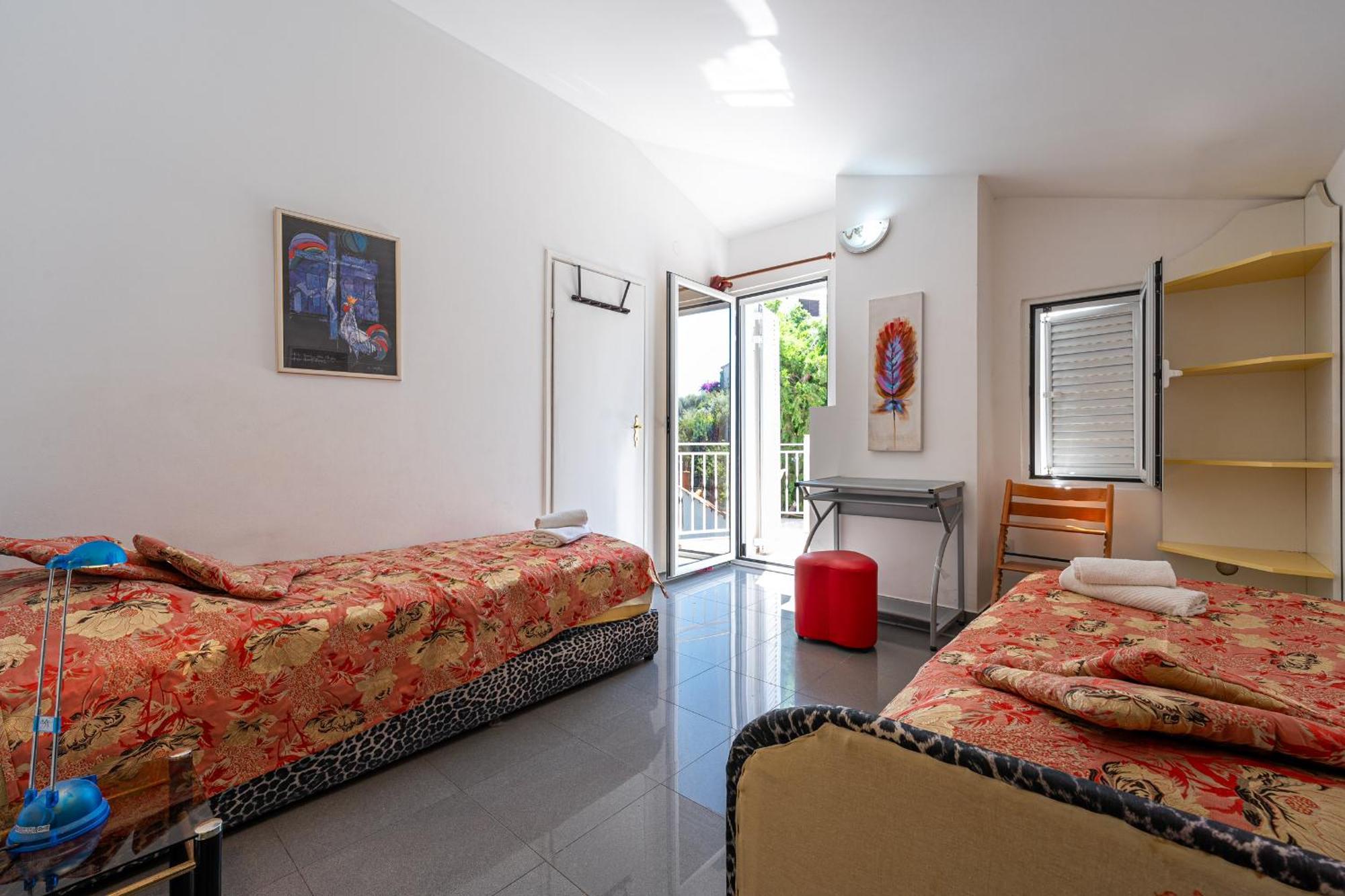 Sun Rose Apartments Свети-Стефан Номер фото